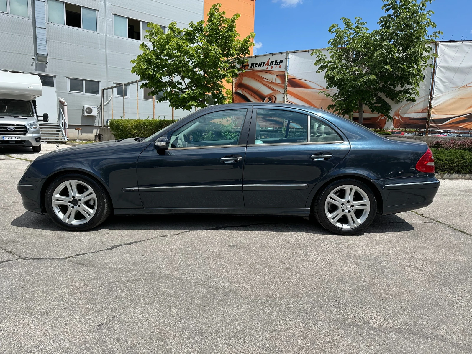Mercedes-Benz E 280 3.2d 177 к.с. - изображение 2