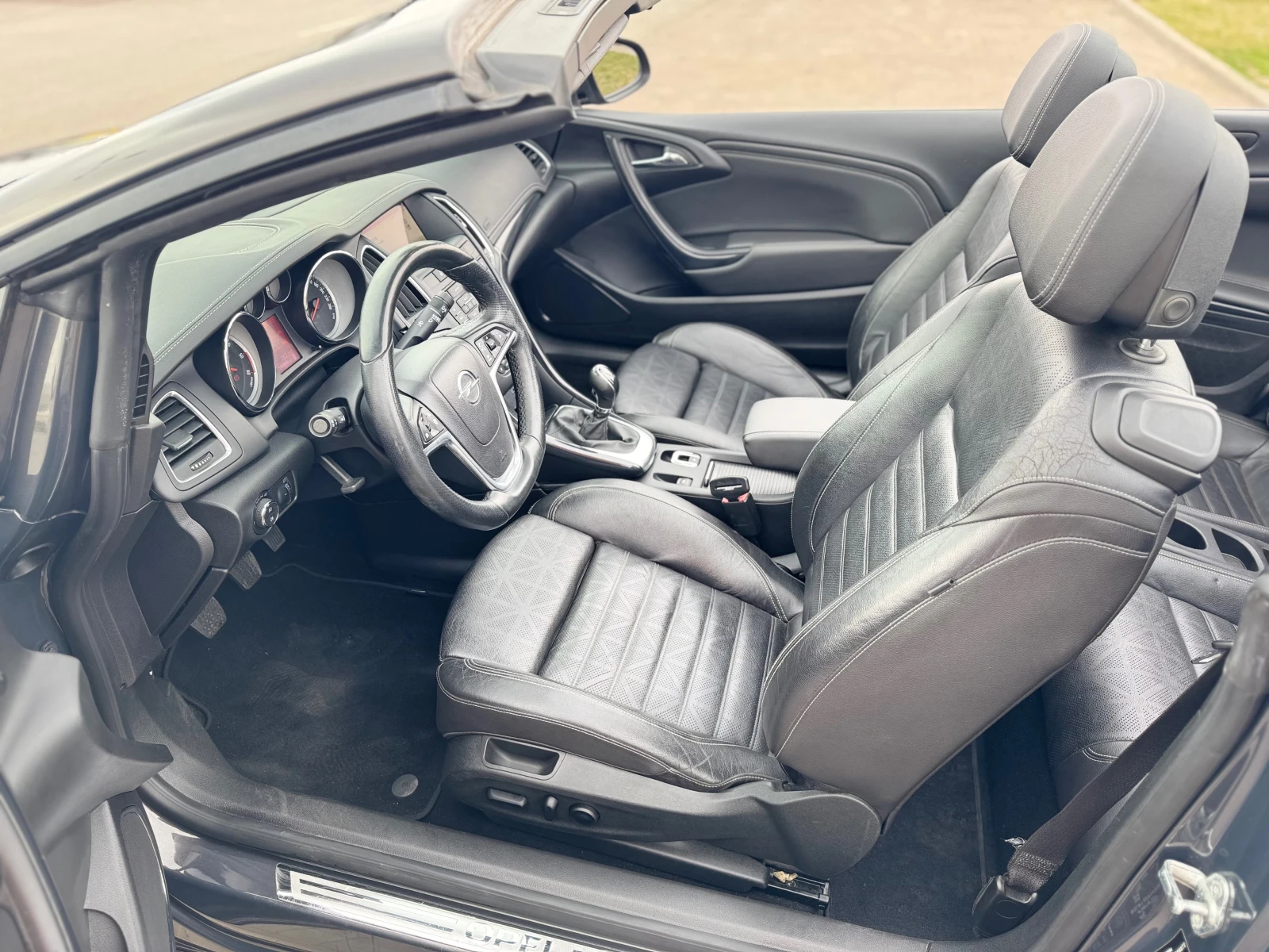 Opel Astra 2, 0 CDTI - изображение 9