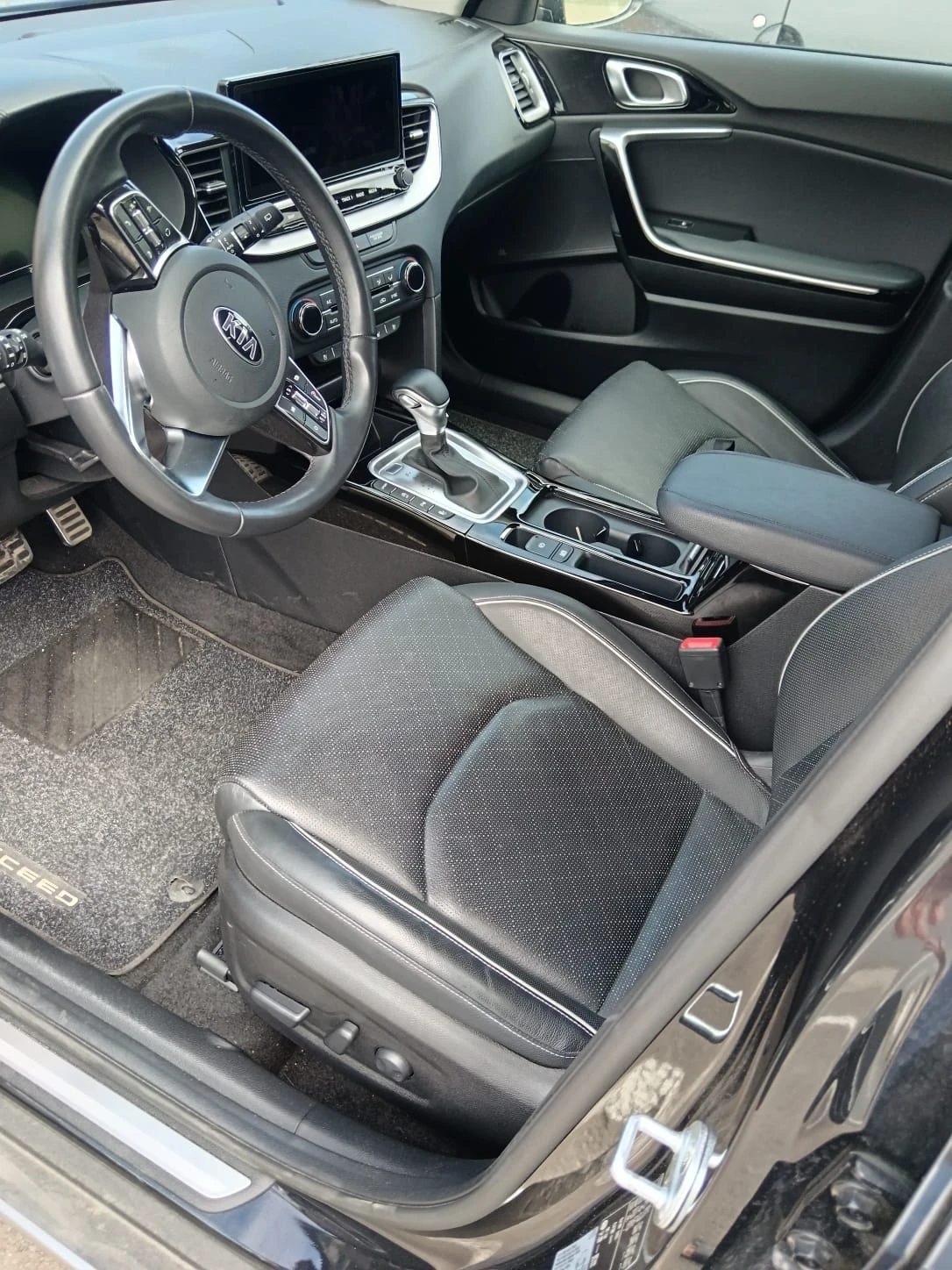 Kia XCeed  - изображение 10