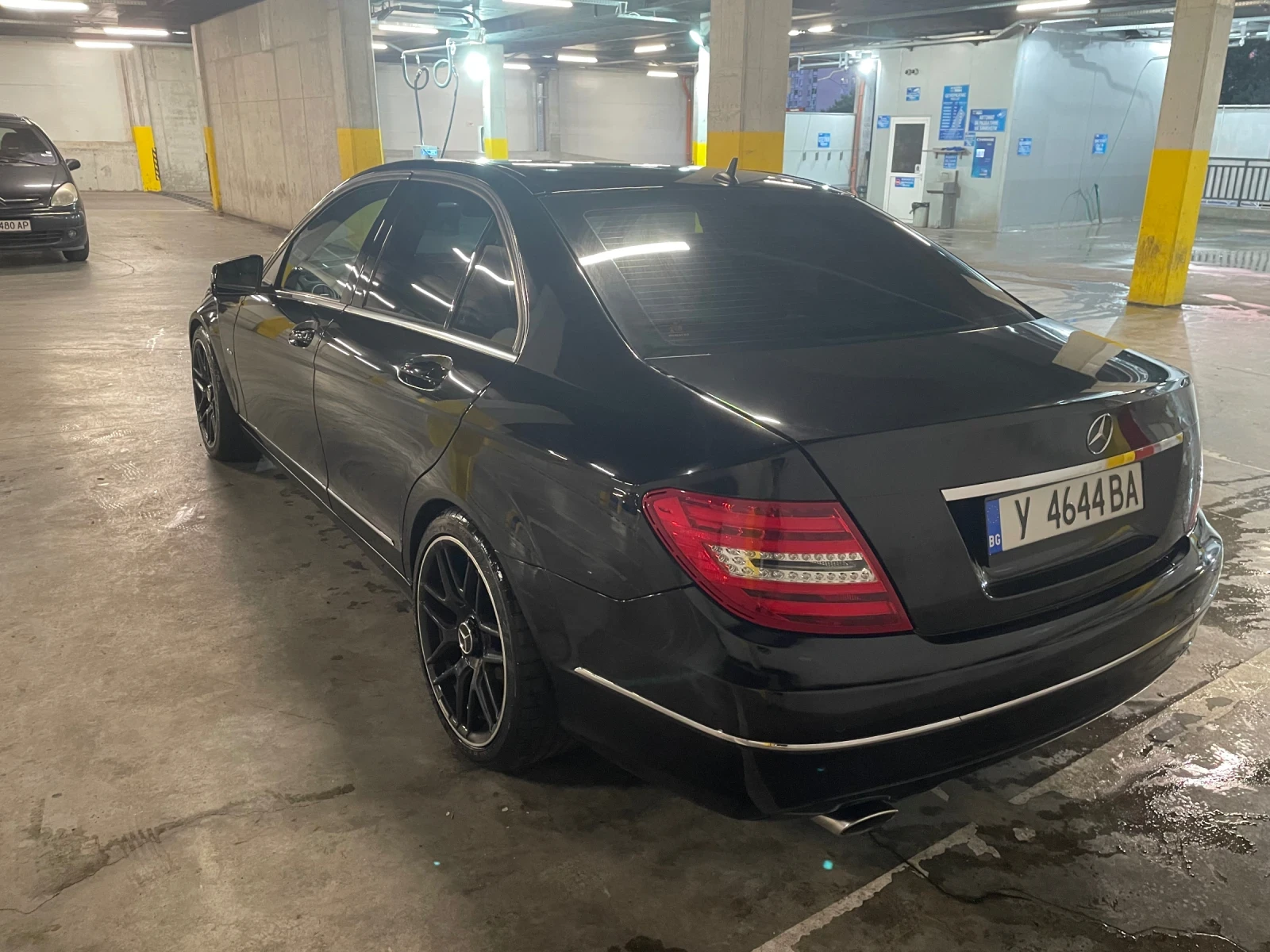 Mercedes-Benz C 250  - изображение 9