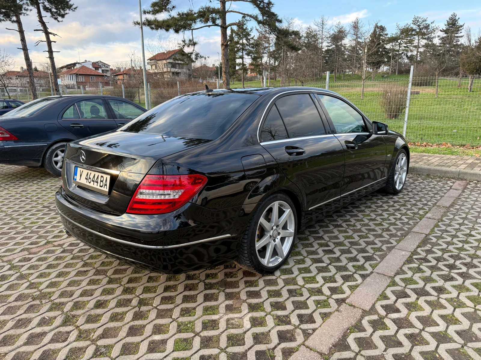 Mercedes-Benz C 250, снимка 5 - Автомобили и джипове - 53093042