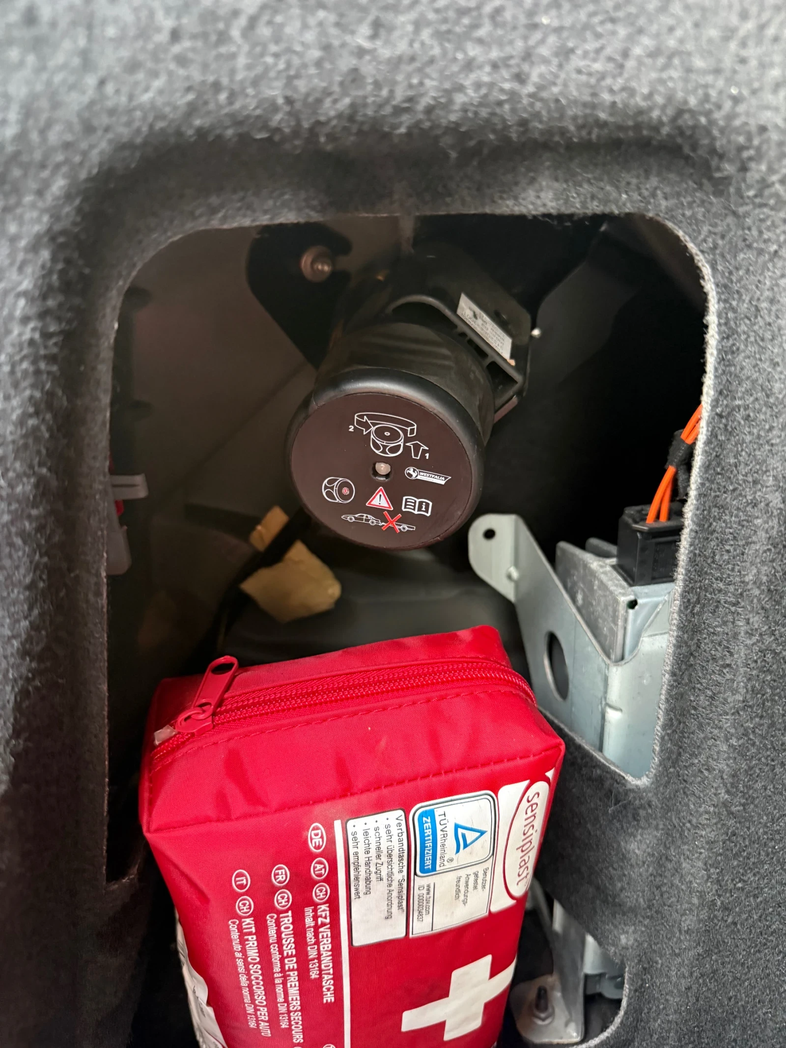 Mercedes-Benz C 250, снимка 11 - Автомобили и джипове - 53093042