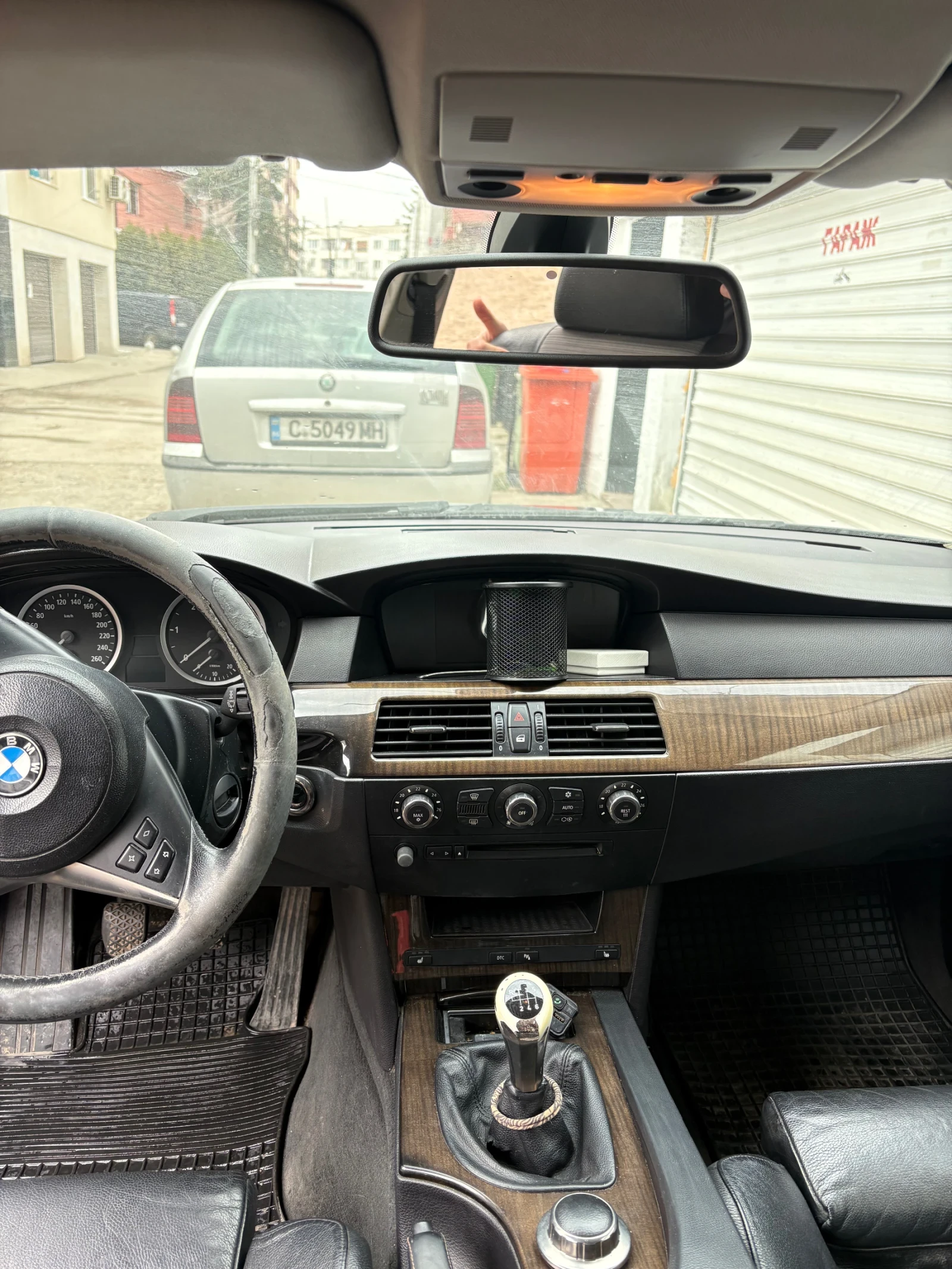 BMW 520 2.0 D 163к.с, снимка 8 - Автомобили и джипове - 53715572