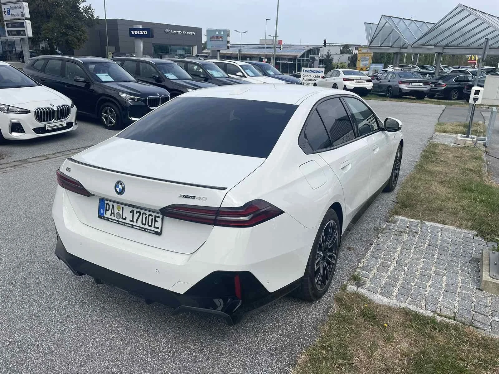 BMW i5 BMW i5 Xdrive M40, снимка 16 - Автомобили и джипове - 53870946