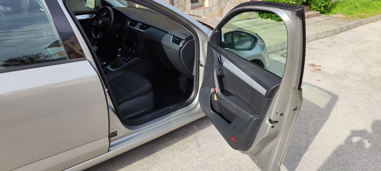 Skoda Octavia ����� ������� 1, 5 TSI 150�.�.����� | Mobile.bg � ����������� 13