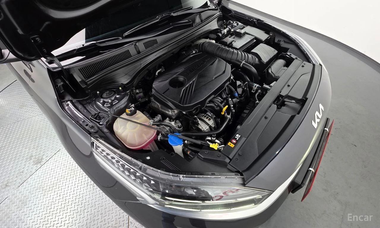 Kia K3 * 1.6T* GT* SIGNATURE* ПОДГРЕВ* ОБДУХВАНЕ* ШИБИДАХ, снимка 6 - Автомобили и джипове - 54315783
