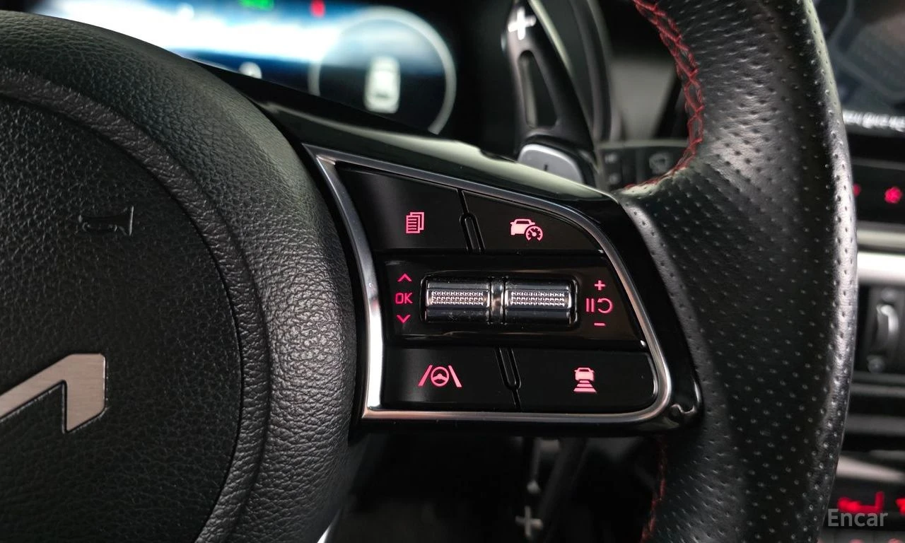 Kia K3 * 1.6T* GT* SIGNATURE* ПОДГРЕВ* ОБДУХВАНЕ* ШИБИДАХ, снимка 15 - Автомобили и джипове - 54315783