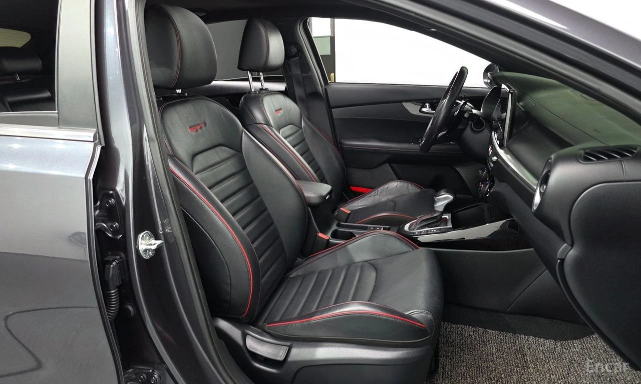 Kia K3 * 1.6T* GT* SIGNATURE* ПОДГРЕВ* ОБДУХВАНЕ* ШИБИДАХ, снимка 11 - Автомобили и джипове - 54315783