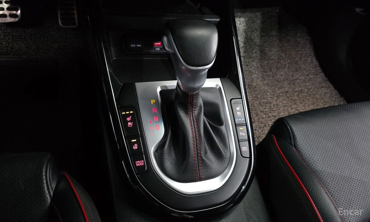 Kia K3 * 1.6T* GT* SIGNATURE* ПОДГРЕВ* ОБДУХВАНЕ* ШИБИДАХ, снимка 9 - Автомобили и джипове - 54315783