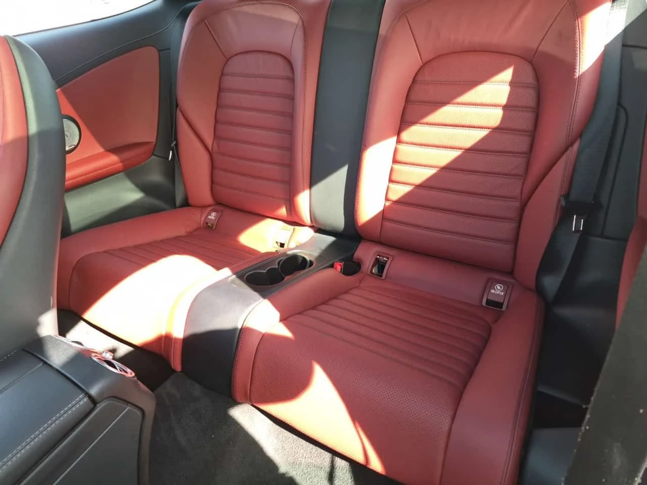 Mercedes-Benz C 300 AMG-LINE| 360| BURMESTER| ШИБИДАХ| CARFAX, снимка 12 - Автомобили и джипове - 54529205