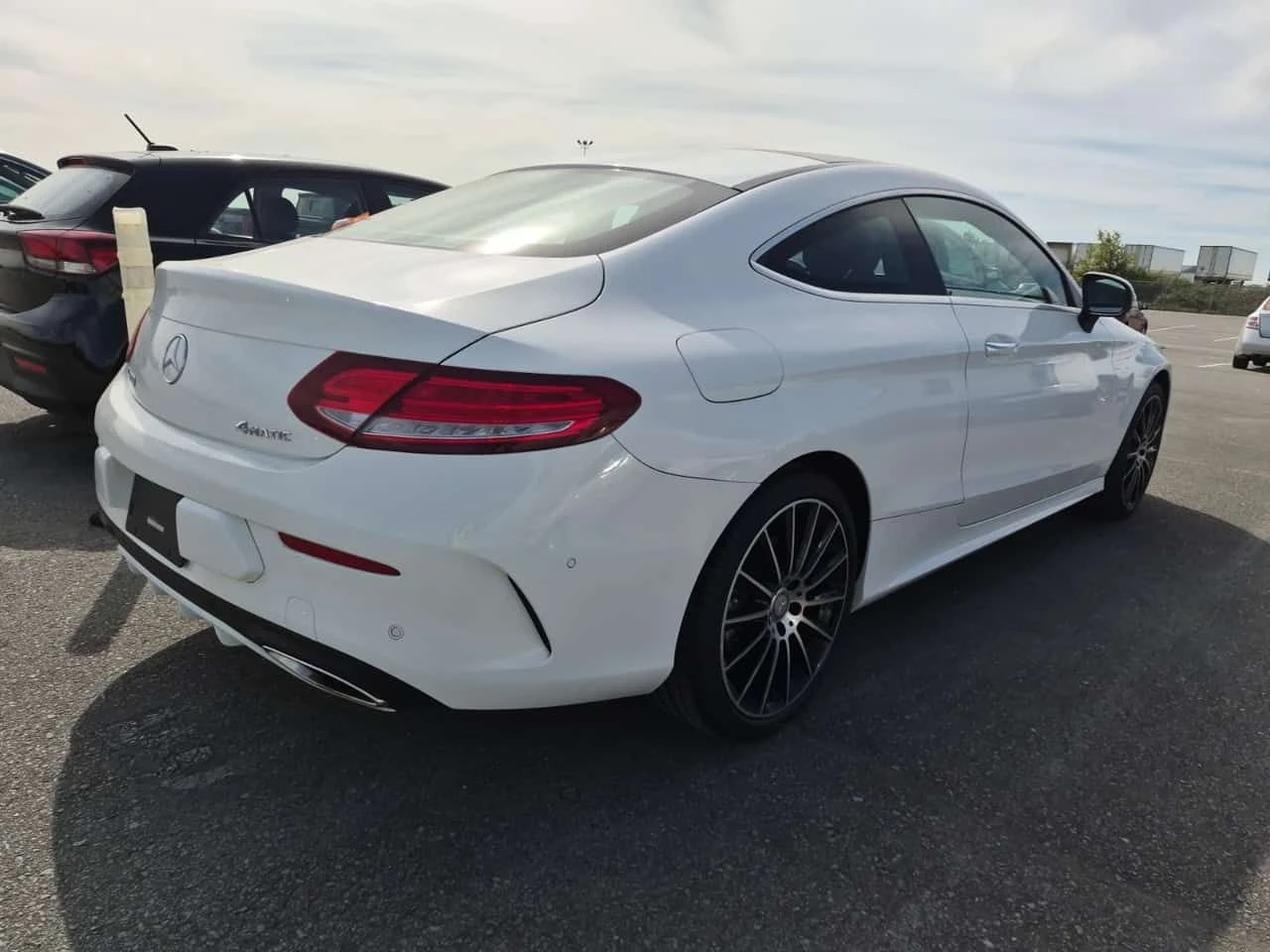 Mercedes-Benz C 300 AMG-LINE| 360| BURMESTER| ШИБИДАХ| CARFAX, снимка 3 - Автомобили и джипове - 54529205