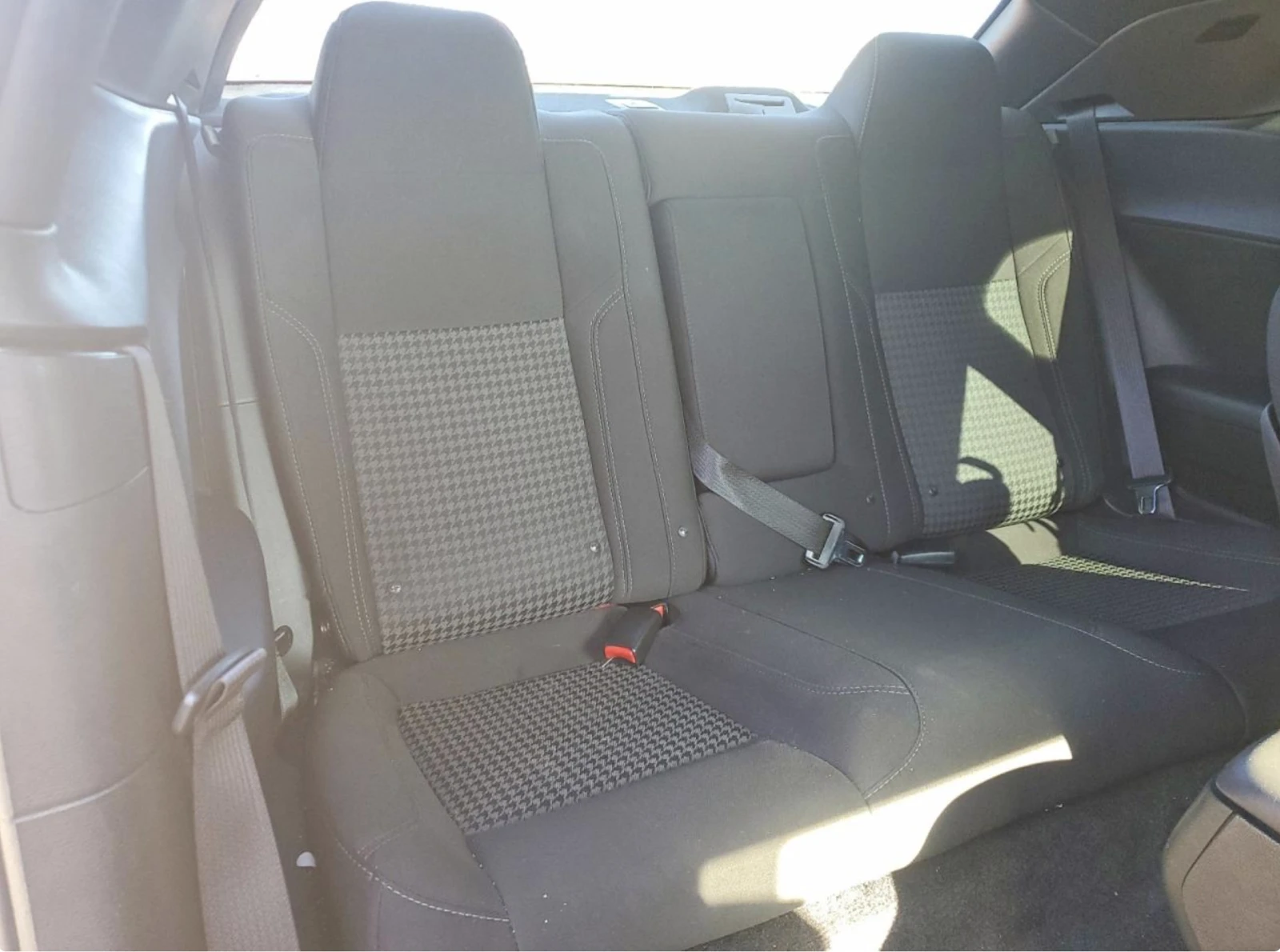 Dodge Challenger ���������� | Mobile.bg � ����������� 10