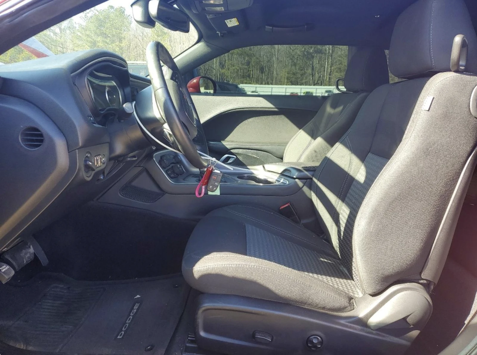 Dodge Challenger ���������� | Mobile.bg � ����������� 7