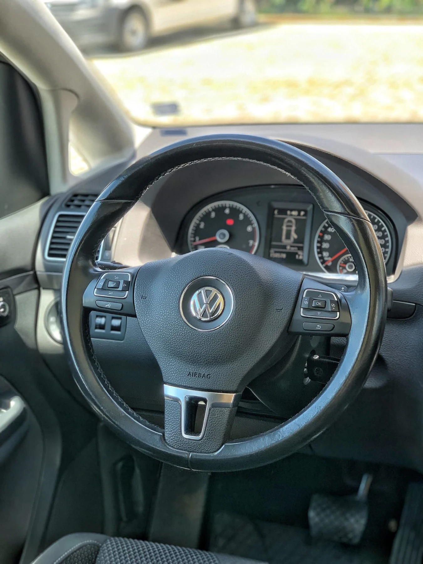 VW Touran TEAM | PANO | , снимка 9 - Автомобили и джипове - 54790329