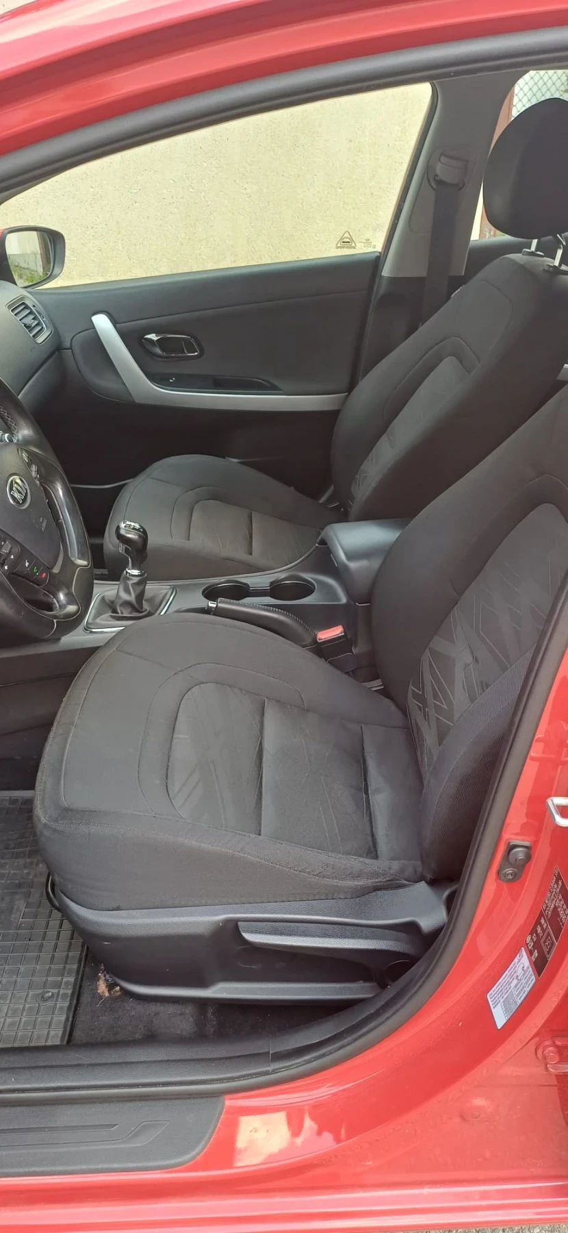 Kia Ceed, снимка 6 - Автомобили и джипове - 54991373
