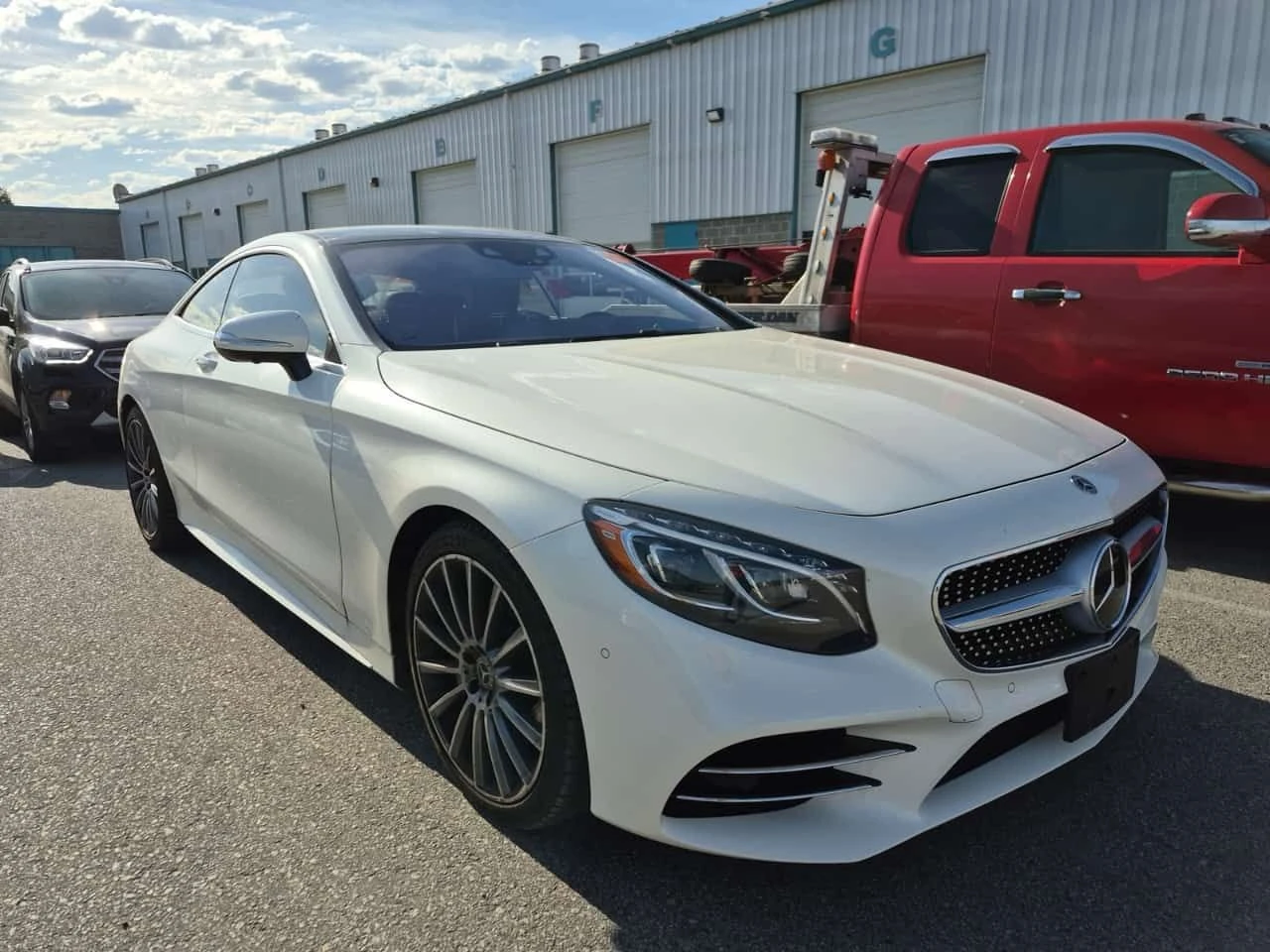 Mercedes-Benz S 560 COUPE| BURMESTER| ОБДУХВАНЕ| 2 КЛЮЧА| , снимка 2 - Автомобили и джипове - 55035053