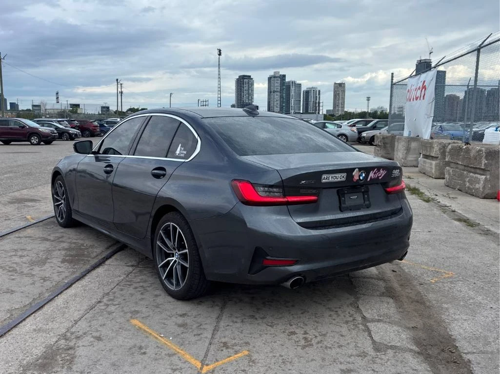BMW 330 xDrive * CARFAX* ОПЦИЯ ЗА ФИНАНСИРАНЕ* , снимка 4 - Автомобили и джипове - 55186859