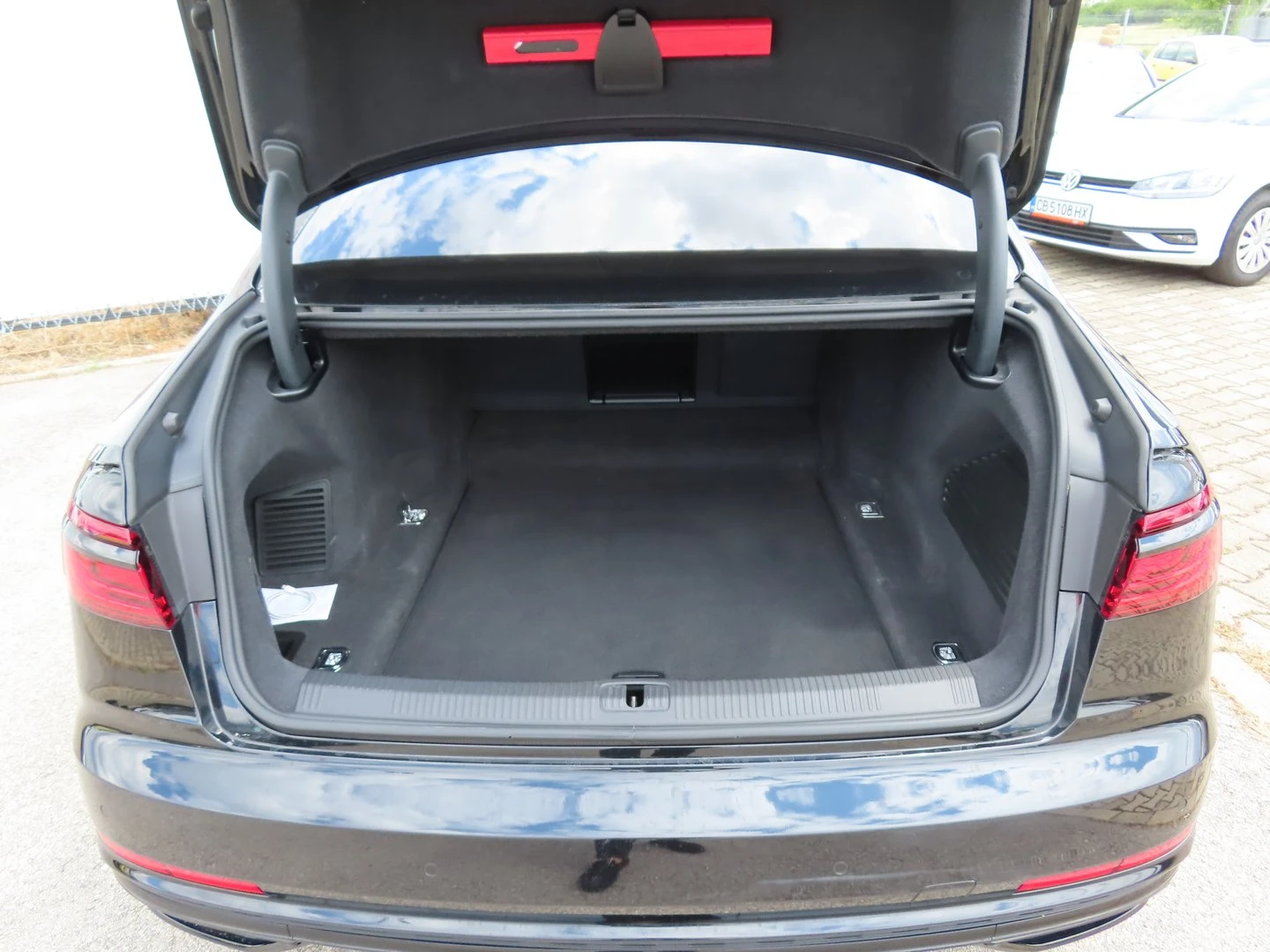 Audi A8 | Mobile.bg � ����������� 15