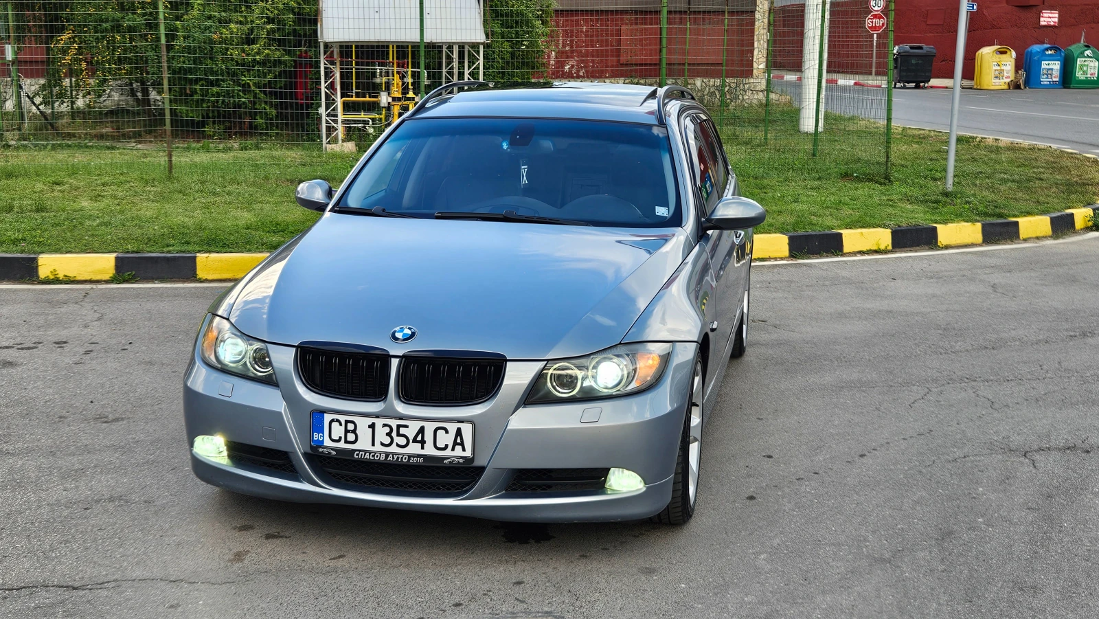 BMW 320 2.0D AVTOMAT/KOJA/KSENON/PANORAMA, снимка 10 - Автомобили и джипове - 55328007
