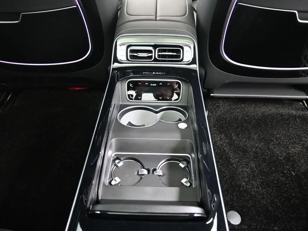 Mercedes-Benz Maybach S 580 4matic, снимка 15 - Автомобили и джипове - 55574464