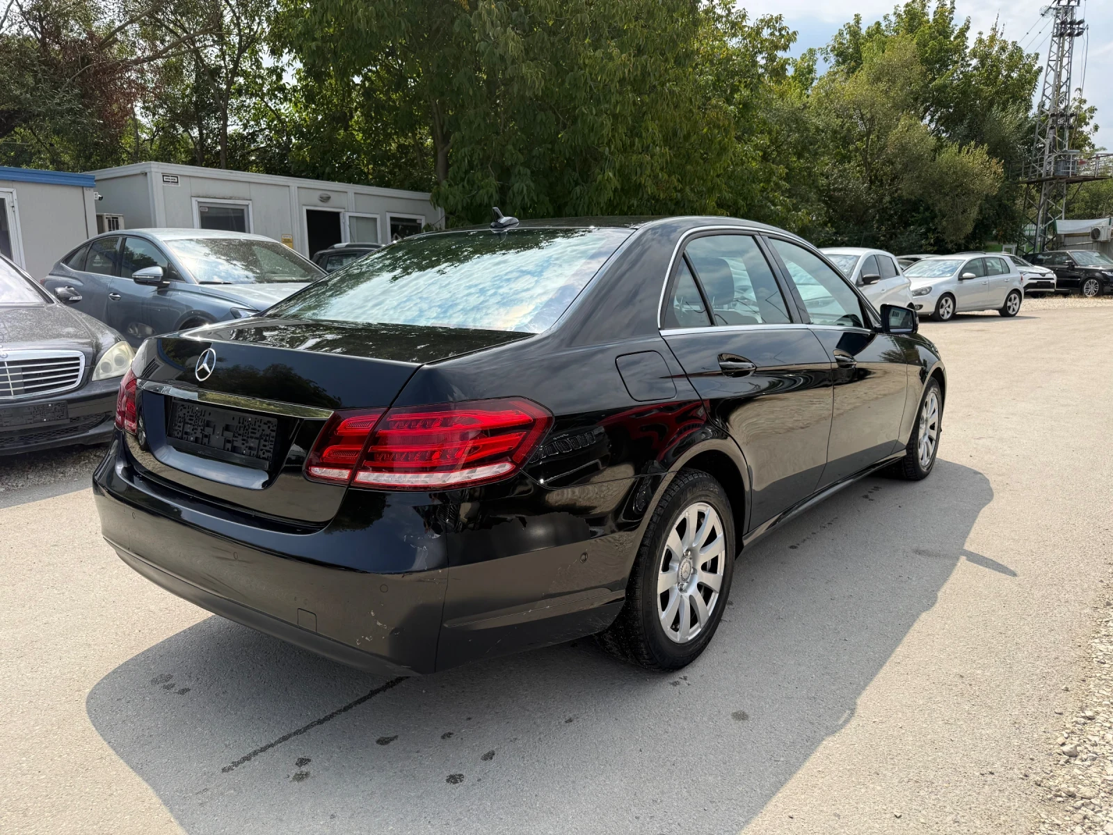 Mercedes-Benz E 200 CDI - 136к.с. - Топ състояние, снимка 4 - Автомобили и джипове - 55787164