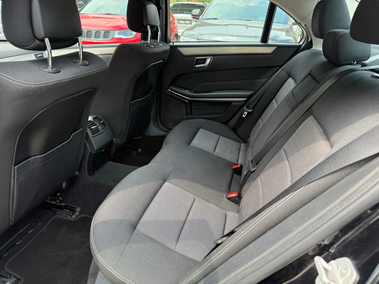 Mercedes-Benz E 200 CDI - 136к.с. - Топ състояние, снимка 15 - Автомобили и джипове - 55787164