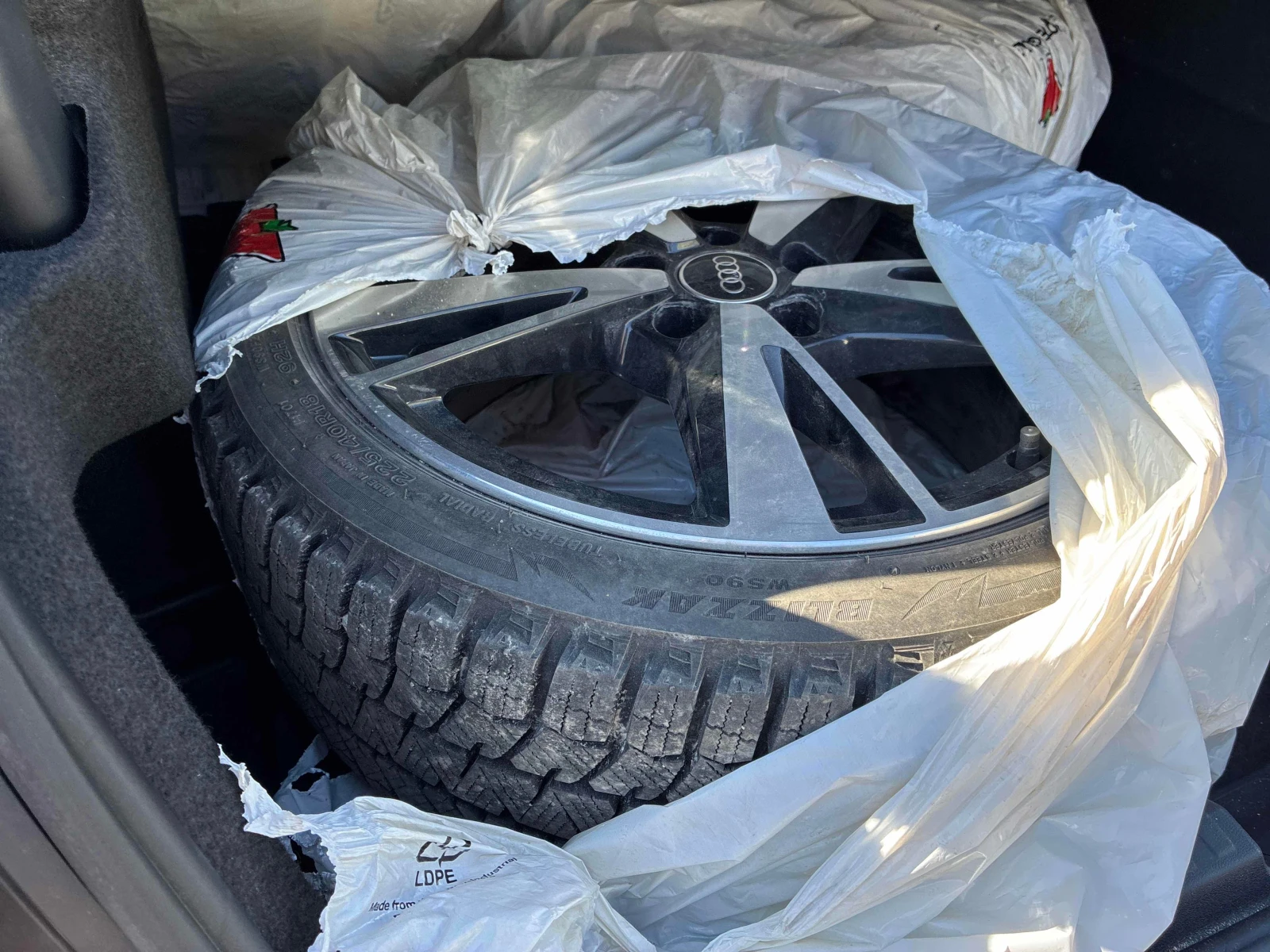 Audi S3  Progressiv / MATRIX / DISTRONIC / 2 ����� ���� | Mobile.bg � ����������� 12
