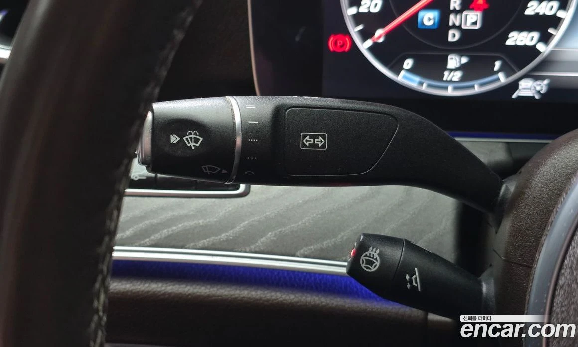 Mercedes-Benz CLS CLS400d 4MATIC, снимка 16 - Автомобили и джипове - 56122431