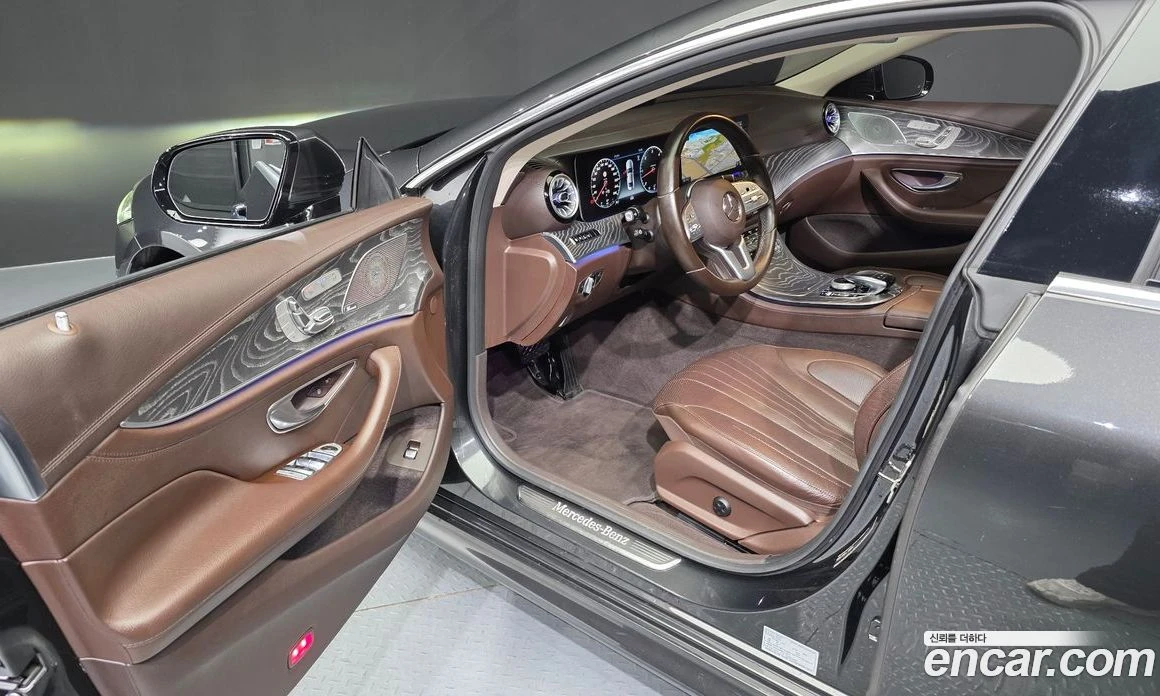 Mercedes-Benz CLS CLS400d 4MATIC, снимка 10 - Автомобили и джипове - 56122431