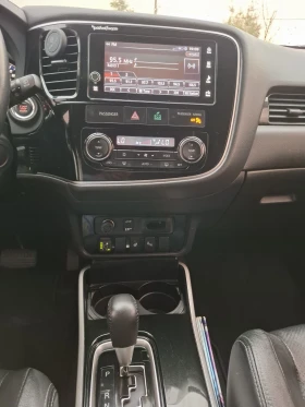 Mitsubishi Outlander 3.0 v6, снимка 9