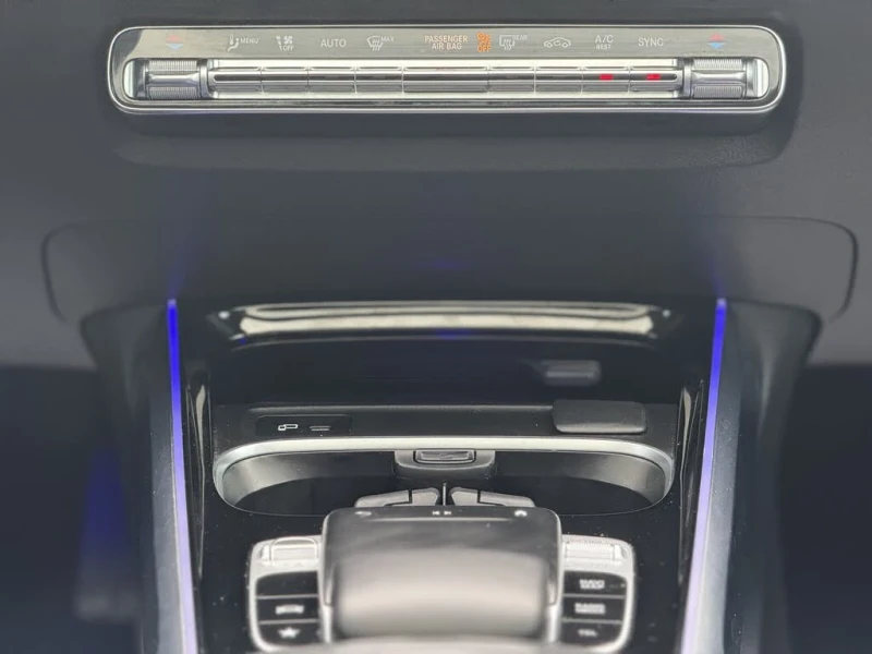 Mercedes-Benz GLB 250 4MATIC, снимка 10 - Автомобили и джипове - 52834306