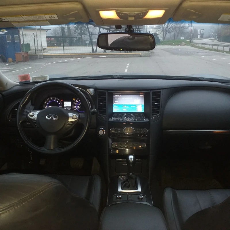 Infiniti QX70, снимка 10 - Автомобили и джипове - 52893755