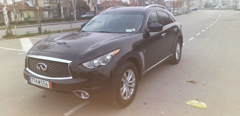 Infiniti QX70, снимка 8 - Автомобили и джипове - 52893755