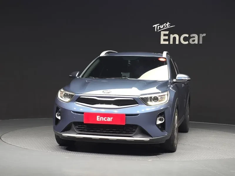 Kia Stonic DIESEL 1.6 TRENDY, снимка 3 - Автомобили и джипове - 55359155