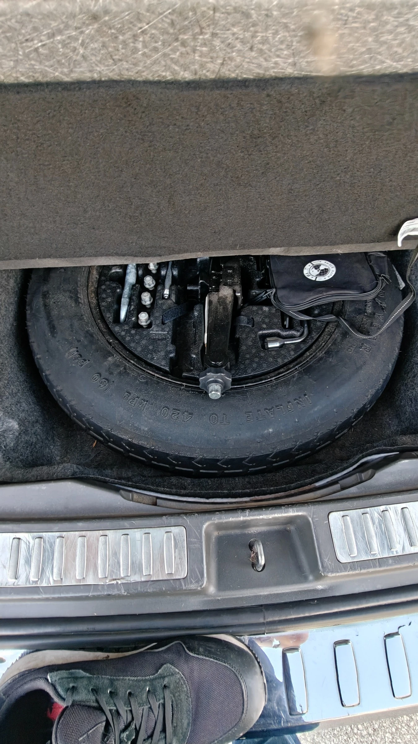 Mercedes-Benz GL 350 TV/DVD FULL, снимка 14 - Автомобили и джипове - 52698573