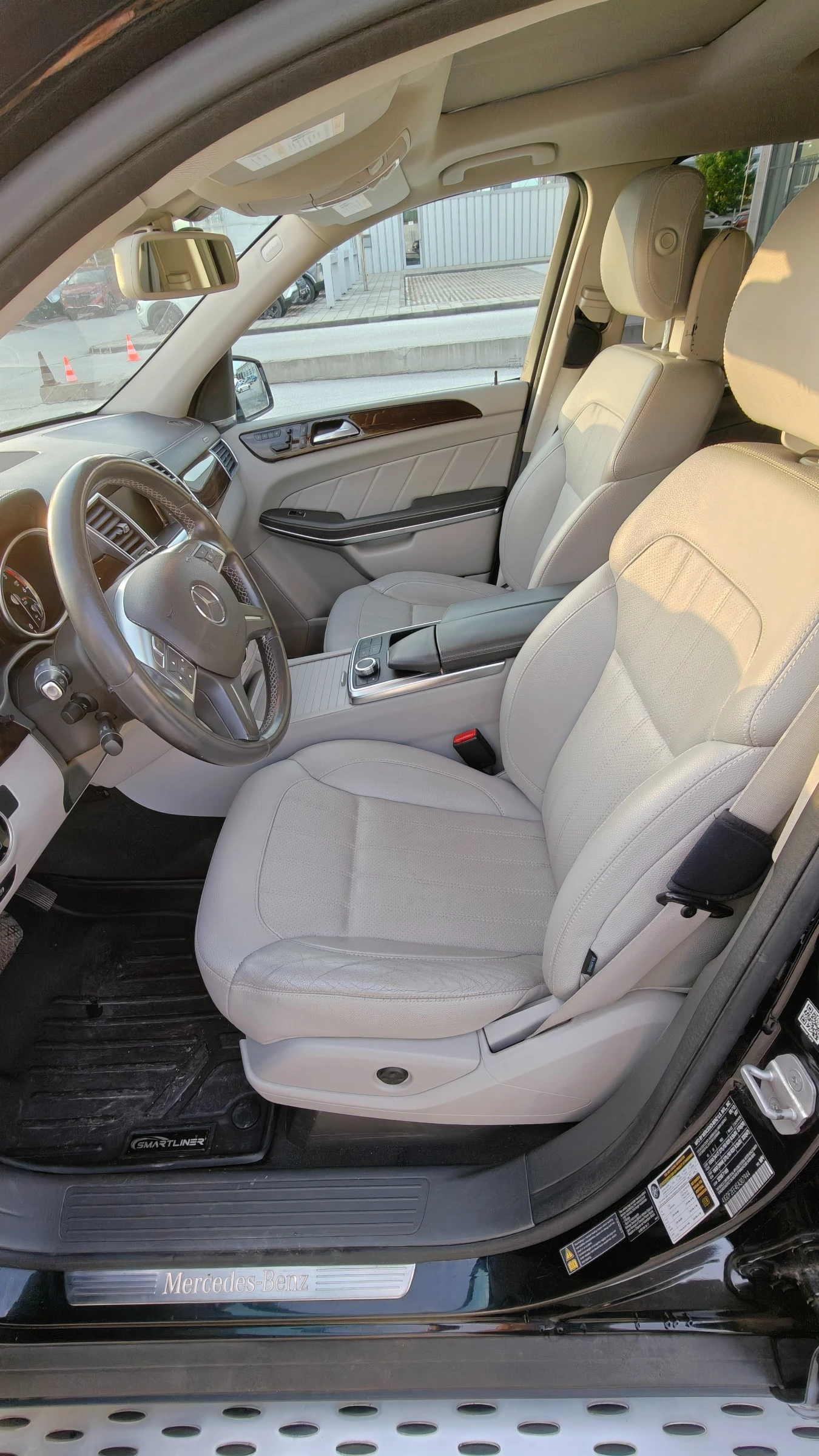Mercedes-Benz GL 350 TV/DVD FULL, снимка 9 - Автомобили и джипове - 52698573