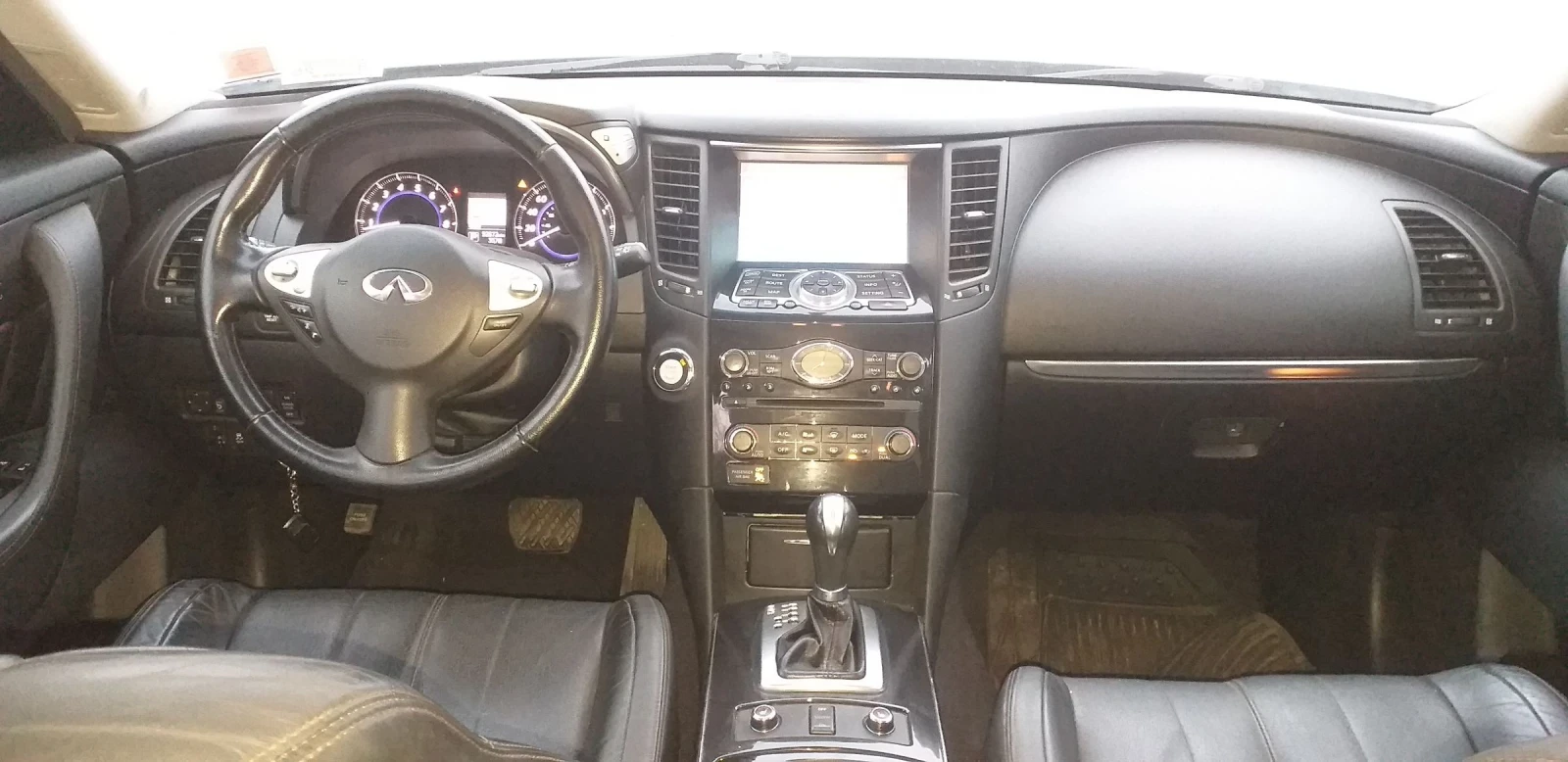 Infiniti QX70  - изображение 3