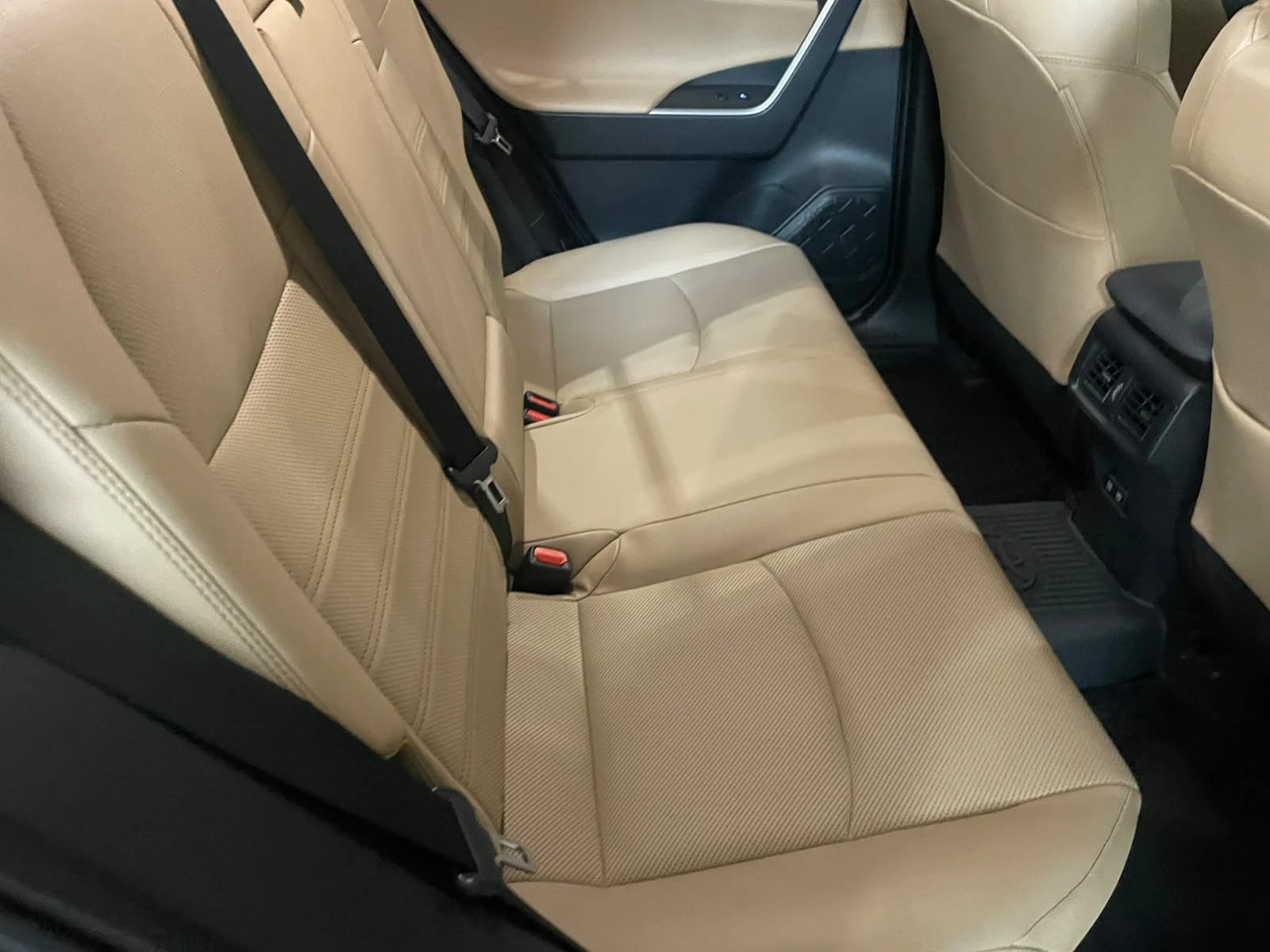 Toyota Rav4 2.5 Hybrid ! AWD !, снимка 12 - Автомобили и джипове - 55292444