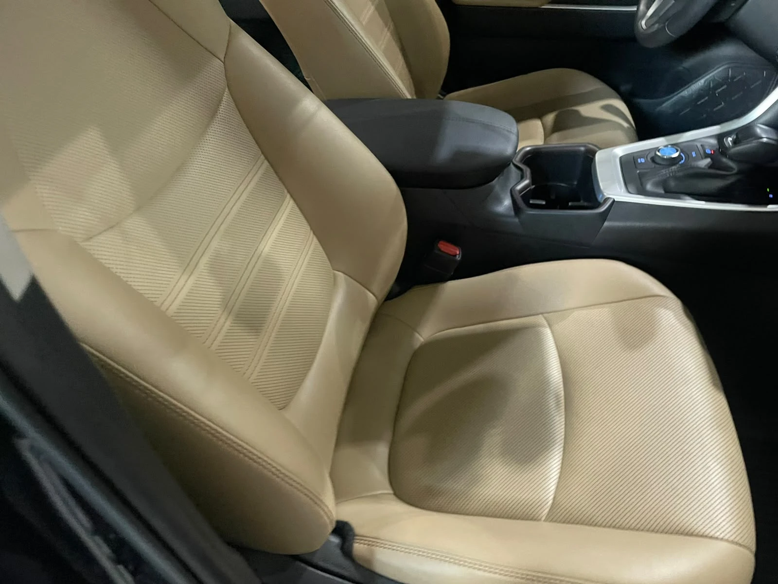 Toyota Rav4 2.5 Hybrid ! AWD !, снимка 9 - Автомобили и джипове - 55292444