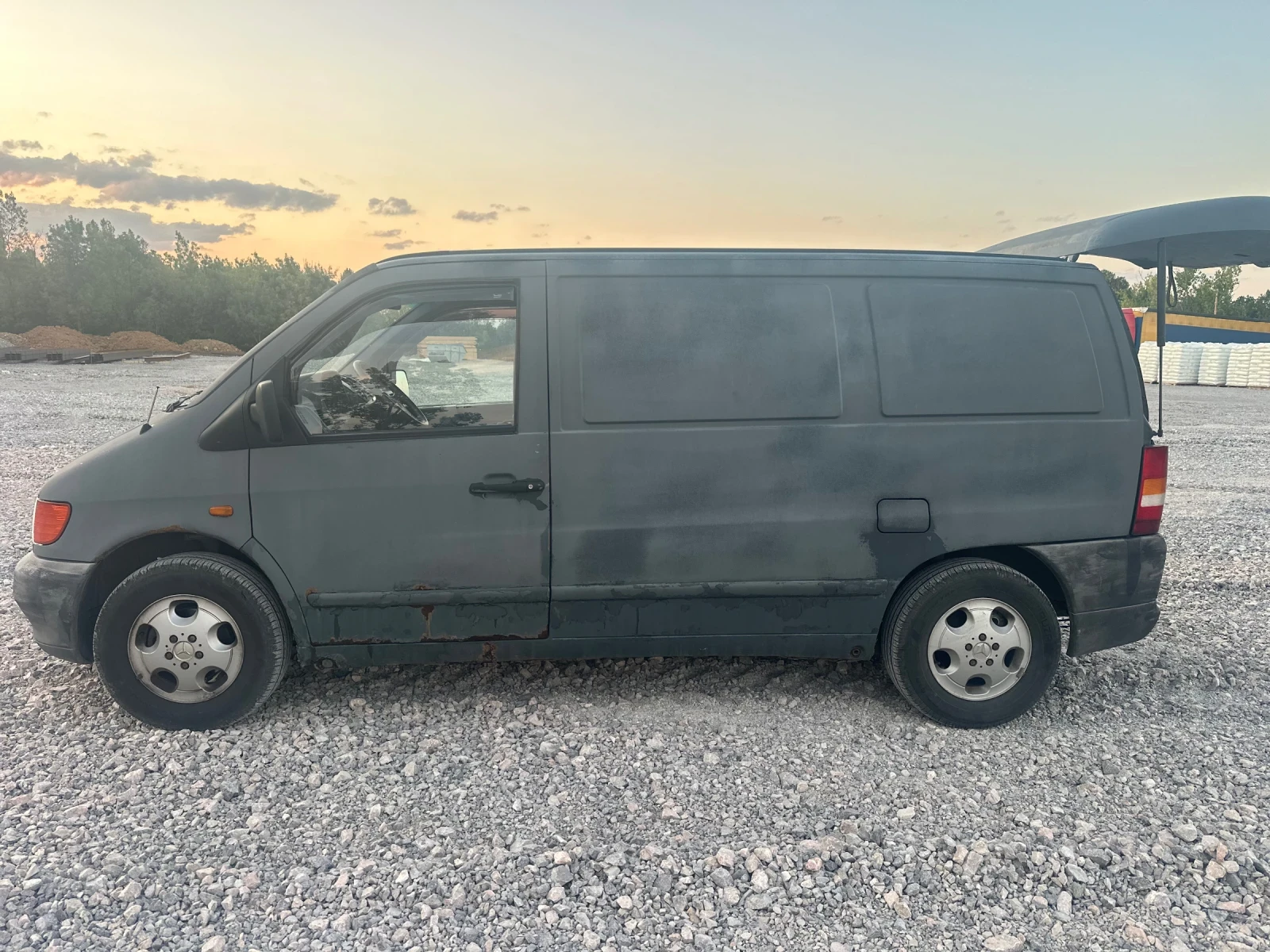 Mercedes-Benz Vito, снимка 12 - Бусове и автобуси - 55678751