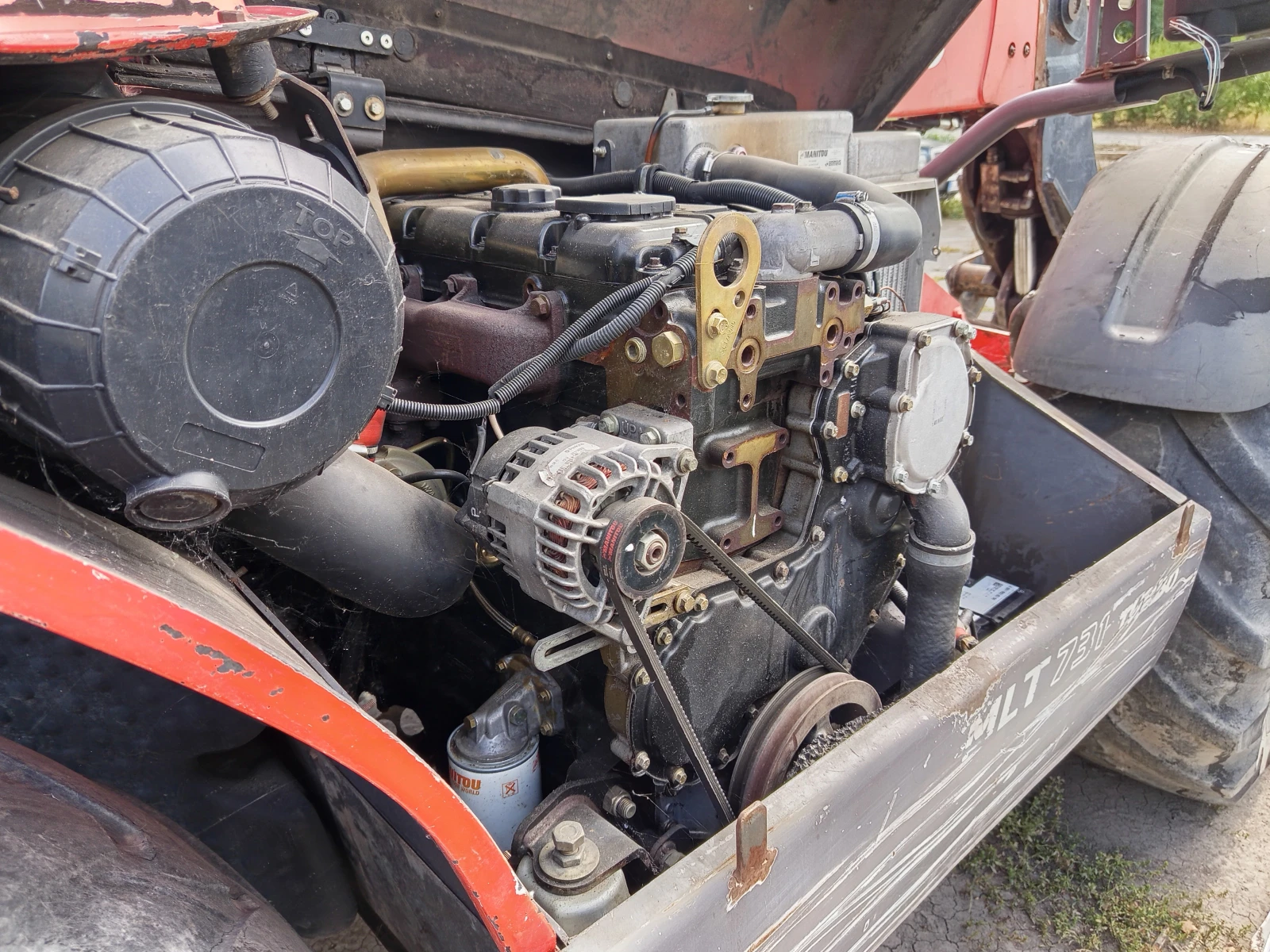 Телескопичен товарач Manitou MLT731 Turbo - изображение 7
