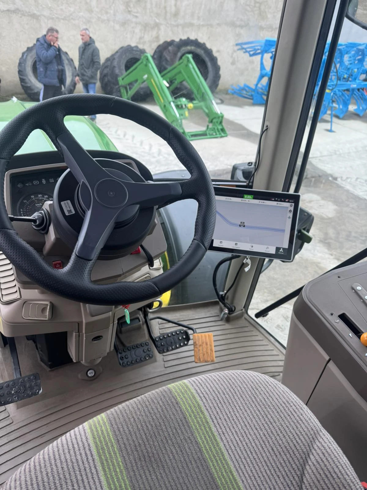 Трактор John Deere 6230+ НАВИГАЦИЯ ДО 2.5см  - изображение 9