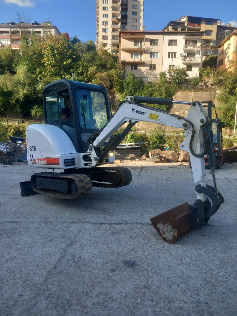 Багер Bobcat 325, снимка 1 - Индустриална техника - 47255732