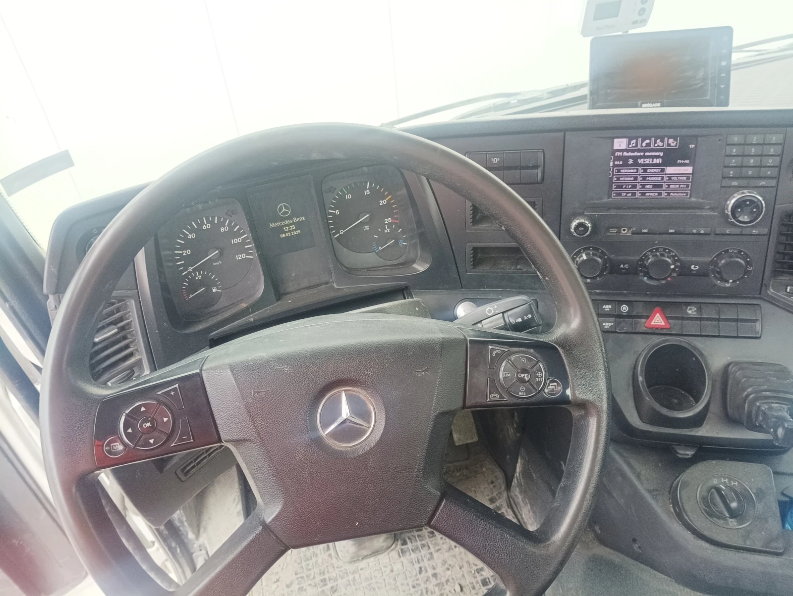 Бетон миксер Mercedes АРОКС 3240 - изображение 3