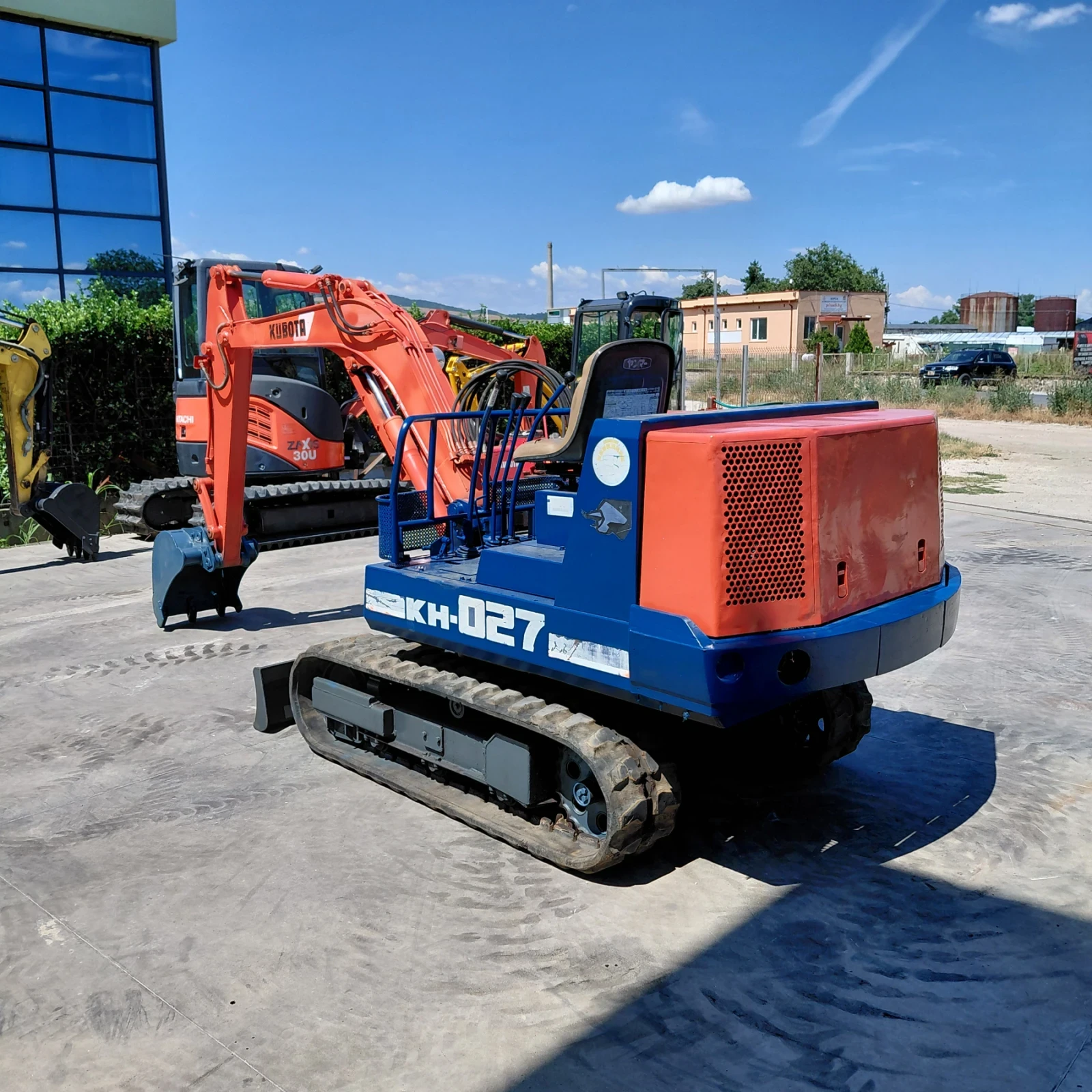 Багер Kubota KH-027 * 1700 МОТОЧАСА * 26 К.С. * , снимка 3 - Индустриална техника - 53093394