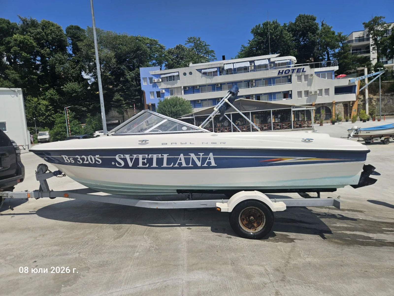 Лодка Bayliner 185, снимка 3 - Воден транспорт - 56123373