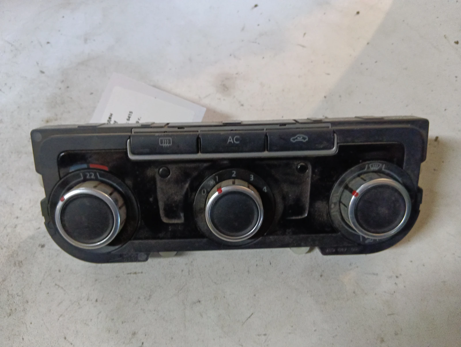 климатроник преден 3C8907336H VW Golf