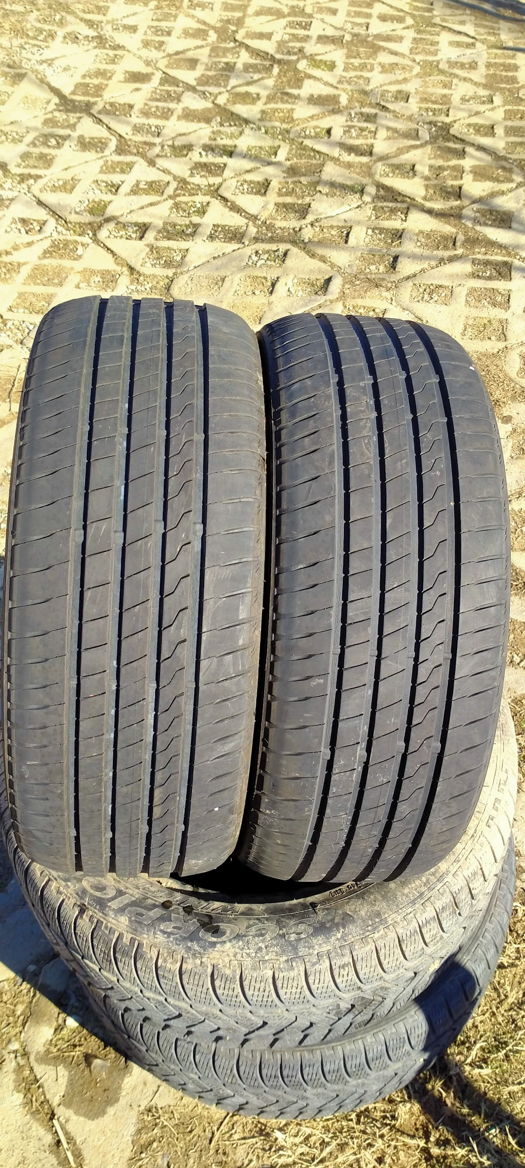 ���� 225/45R18 | Mobile.bg � ����������� 1