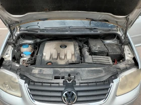 VW Touran Highline, снимка 16