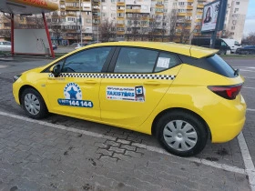 Opel Astra 1.4 GAS, снимка 1